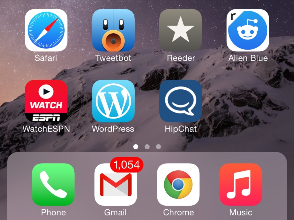 How To Add This Cool Round Dock To Your iPhone's Home Screen