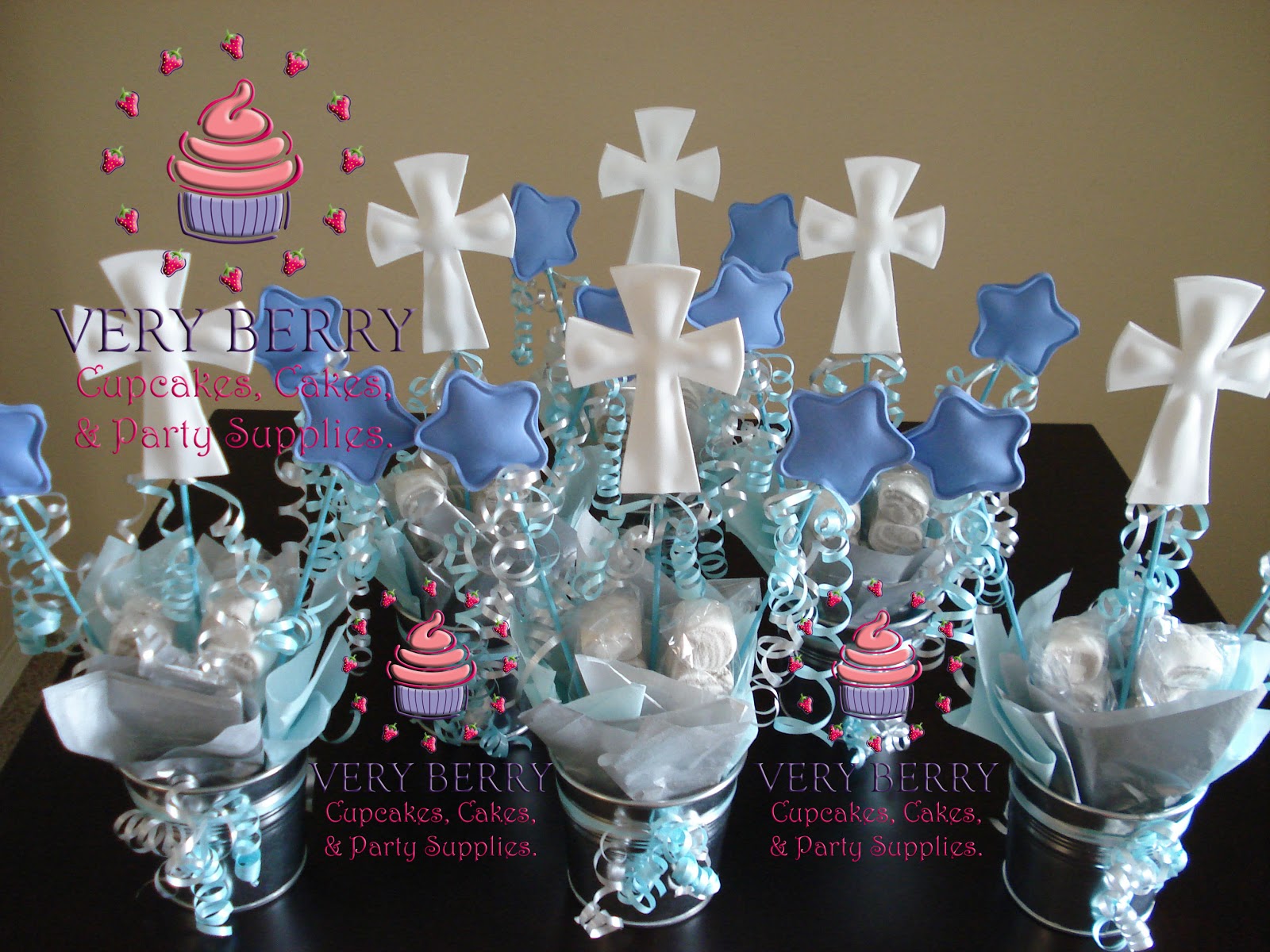 Veryberry Cupcakes BLUE BAPTISM FOMI CENTERPIECE
