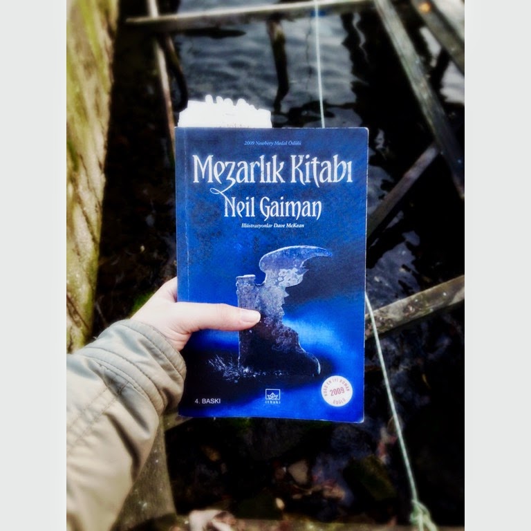 Mezarlik Kitabi Neil Gaiman