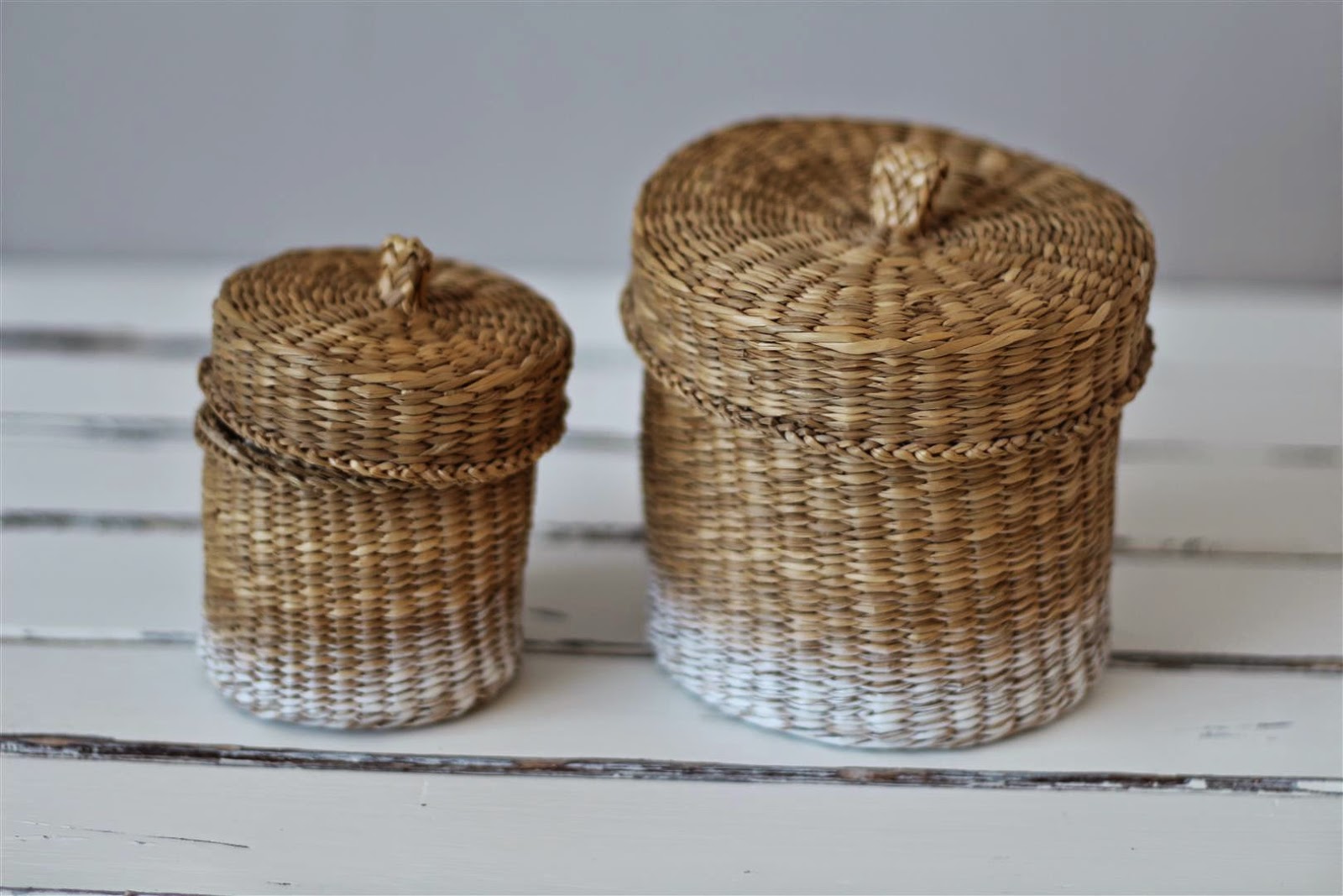 emuse Spraypainted baskets