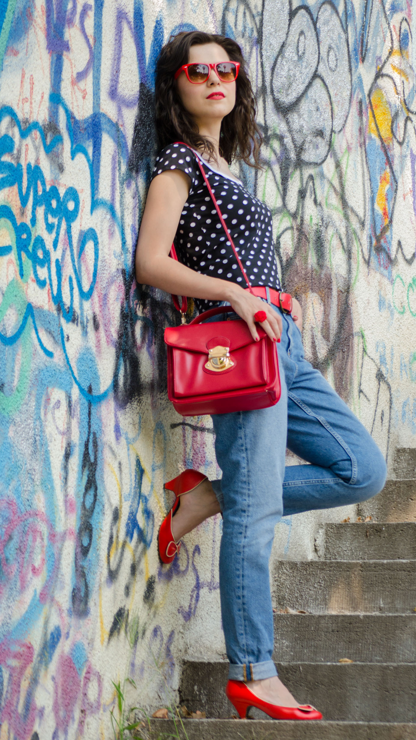 urban retro mom jeans h&m dots black red poema promod graffiti 