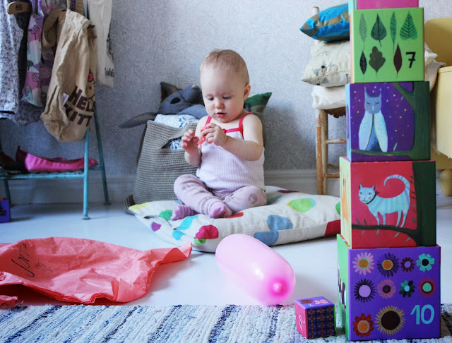 1 år idag. 2 4 1 år idag.