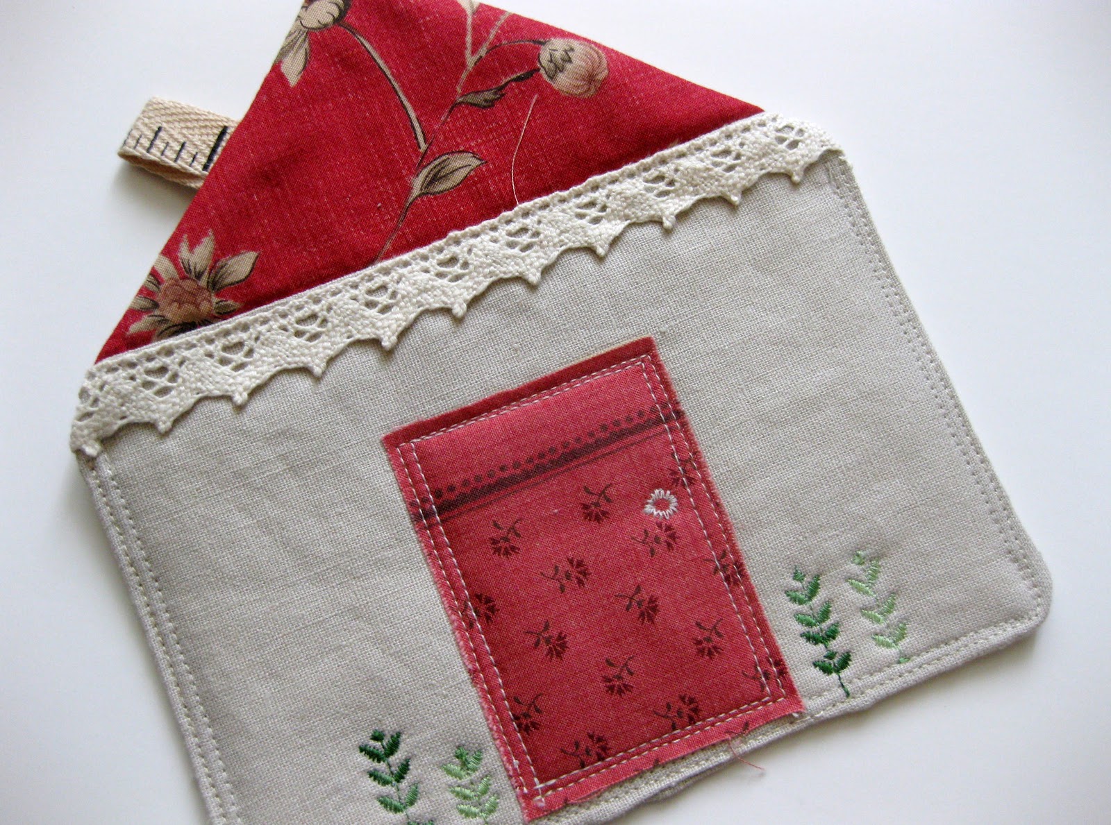 Fashioned by Meg At Home Mug Rug Tutorial