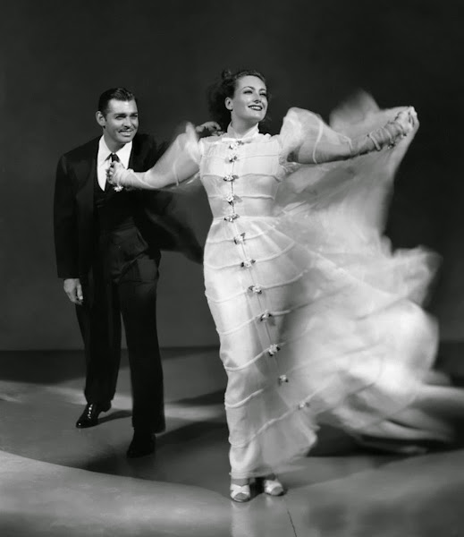Romance On The Run [1938]