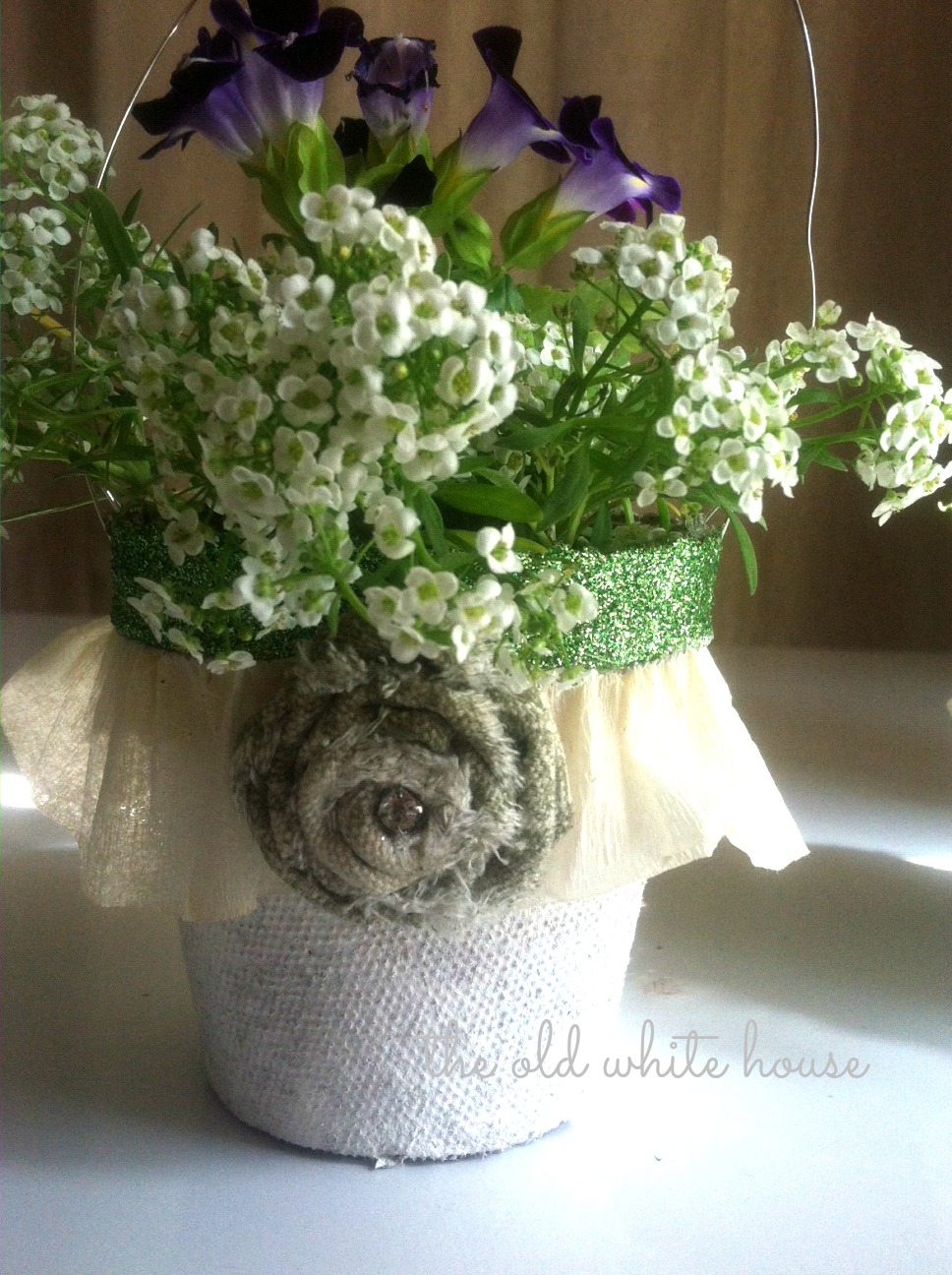 the old white house the gift...