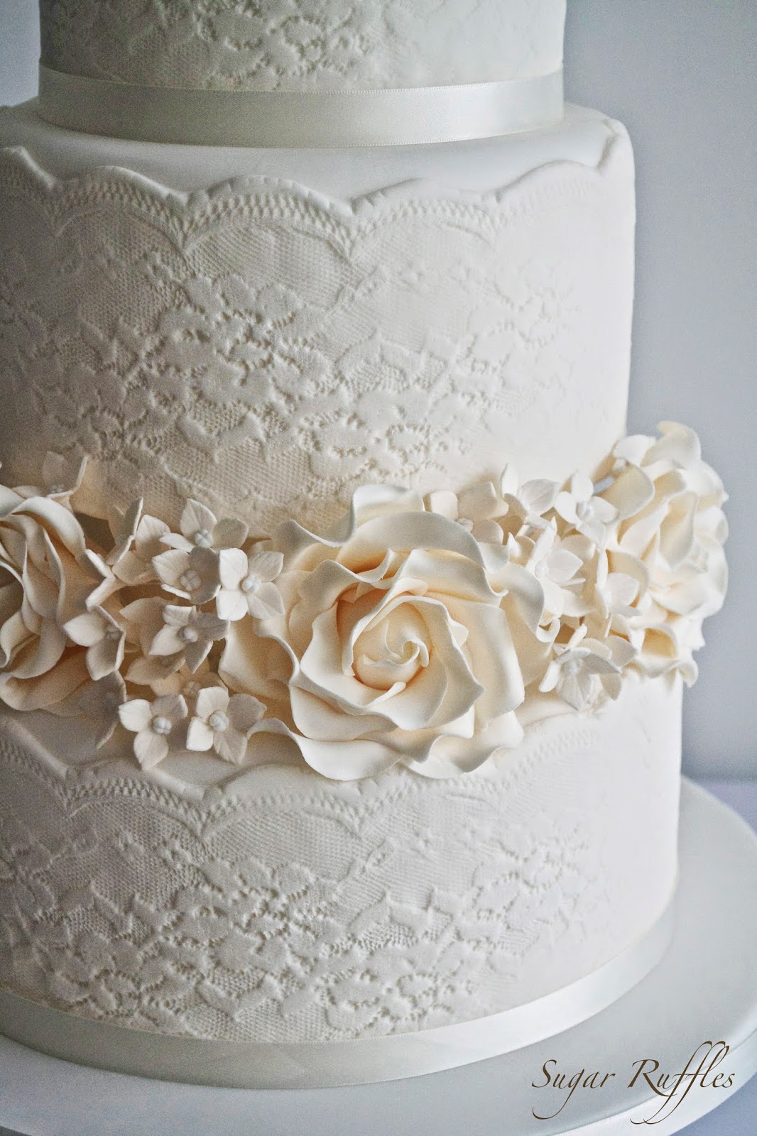 Lace Wedding Cake With Roses & Hydrangea