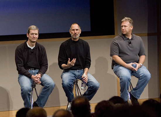 In 2005, he began to become COO of Apple. Tim Cook In 2005, he began to become COO of Apple. Tim Cook