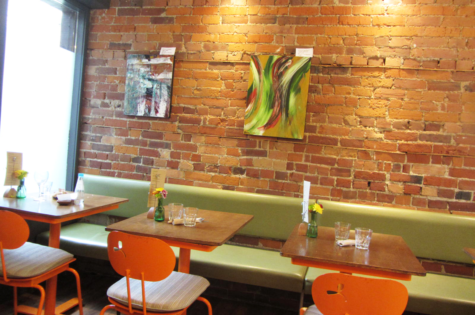 Natural Restaurant Guide Live Organic Food Bar in Toronto, Ontario