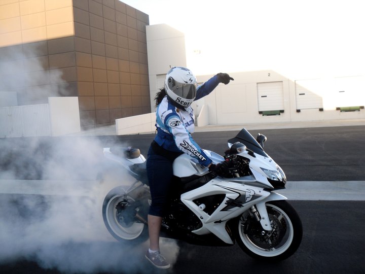 Motoblogn Motorcycle Burnout Babes