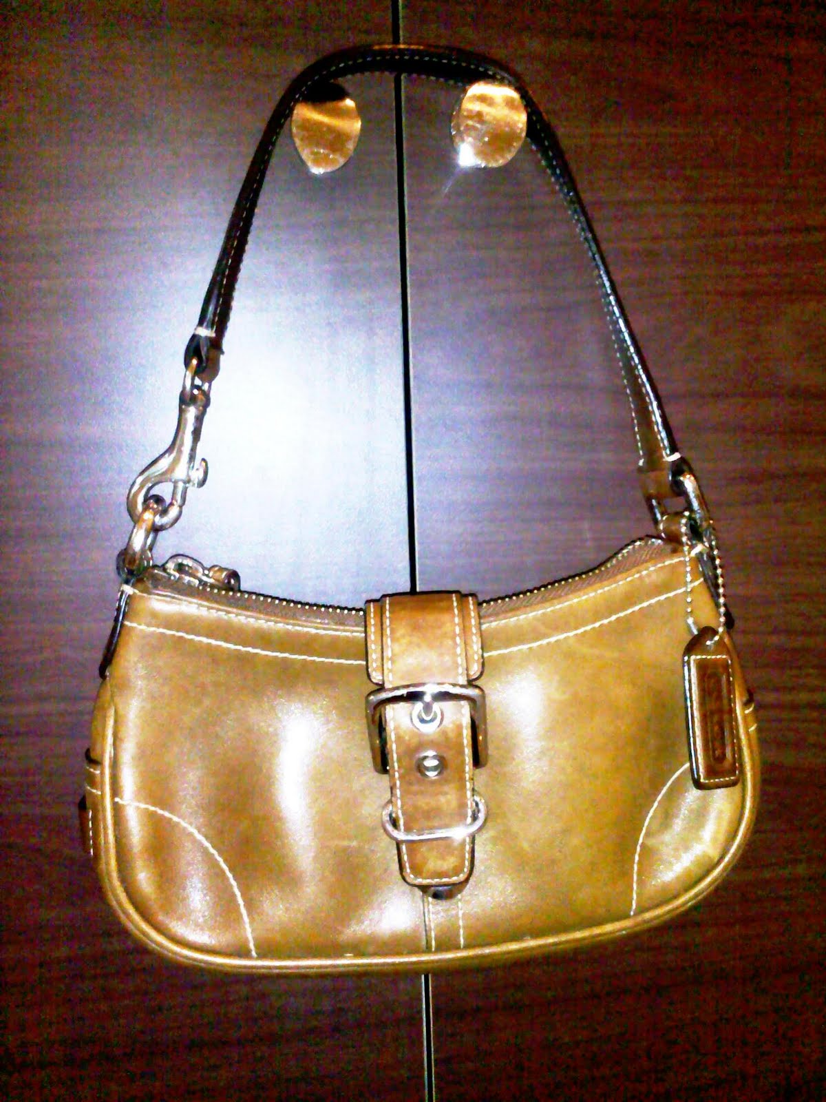 love rainbow love VINTAGE coach wristlet in BRITISH tan