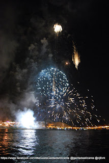 FOTO-FUEGOS-ARTIFICIALES-ALICANTE @gentedealicante 32