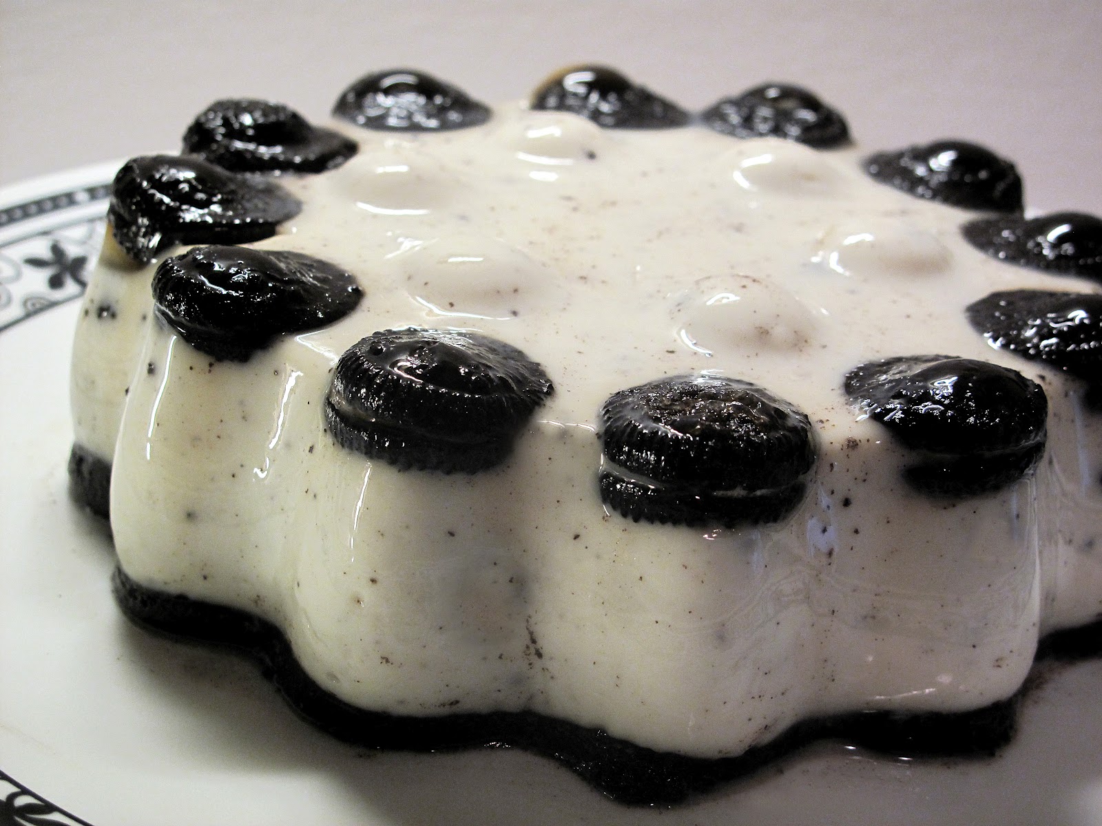 Cookies & cream jello