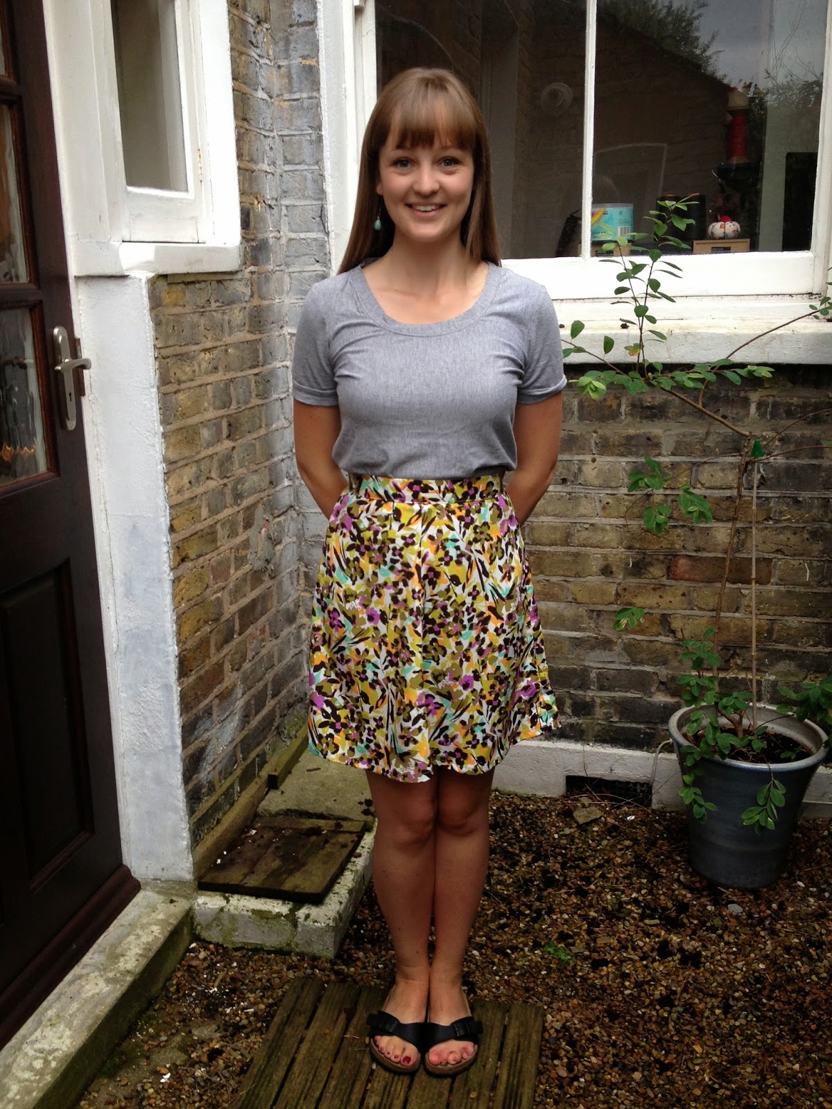 Diary of a Chain Stitcher: Tilly and the Buttons Miette Skirt in John Kaldor Crepe