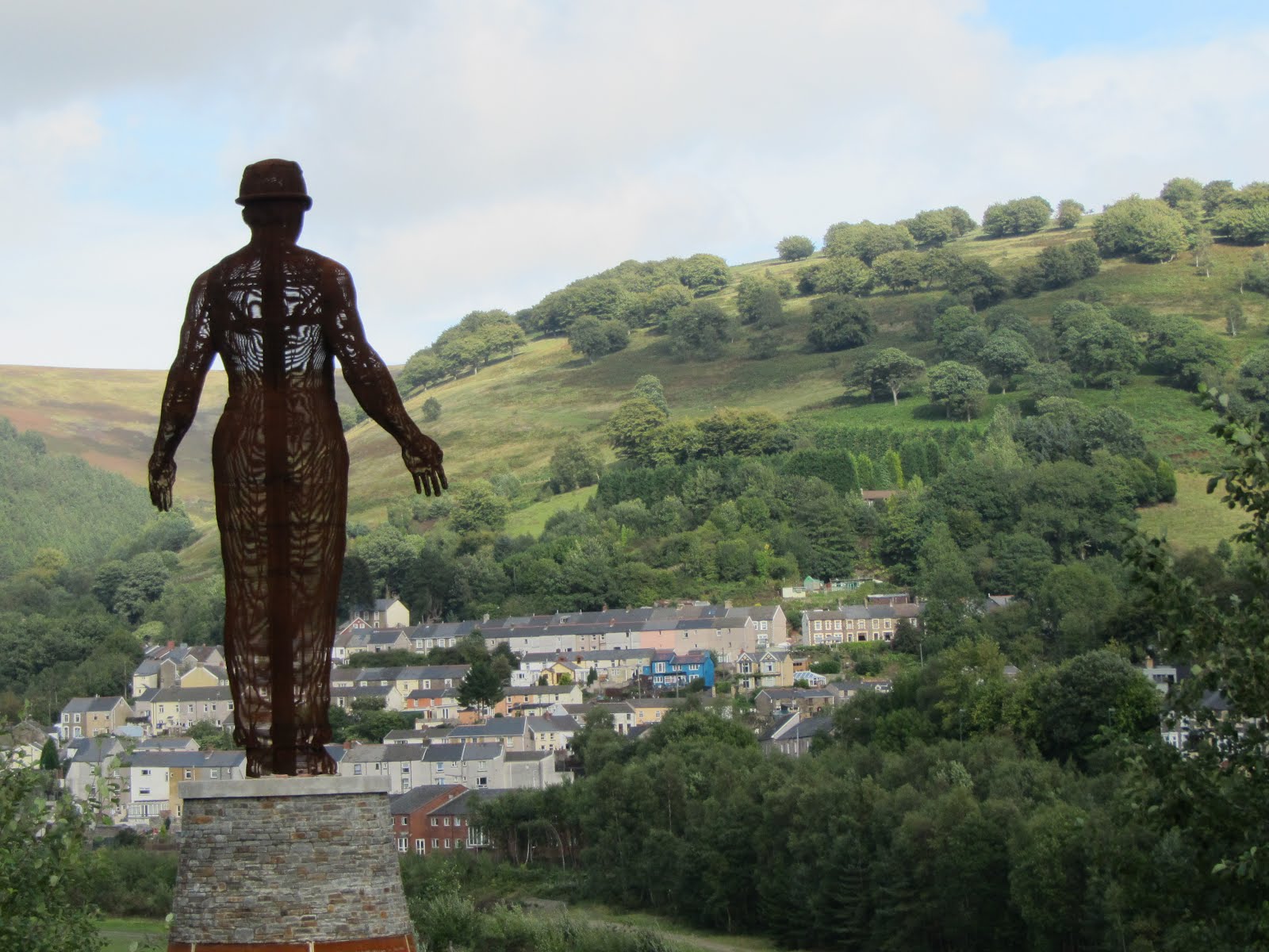 Local History of South Wales & Llanhilleth Miners' Institute Guardian