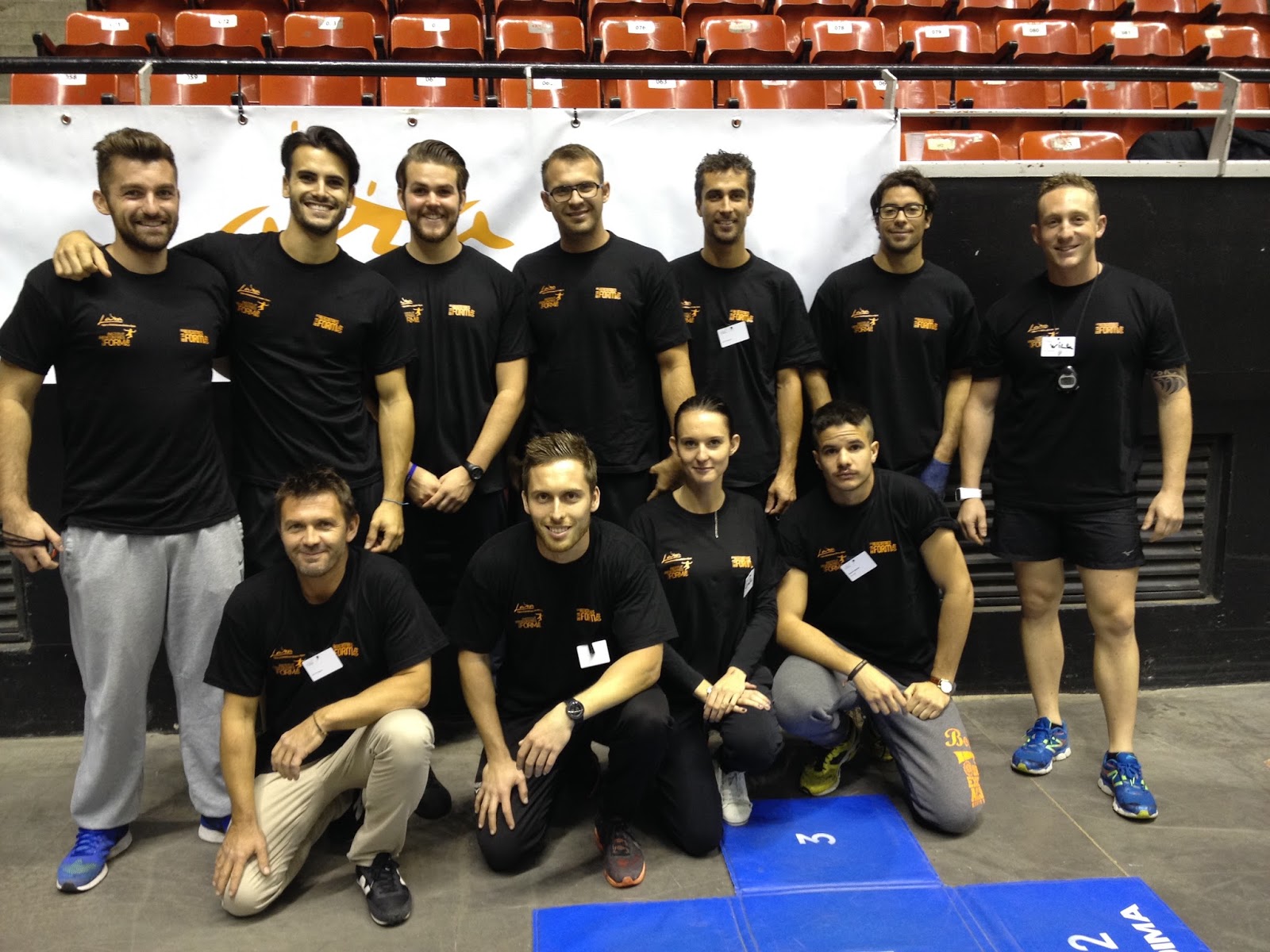 Rencontre dans un club de sport