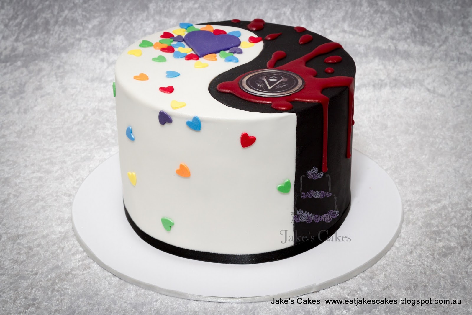 Jake's Cakes Yin Yang Cake