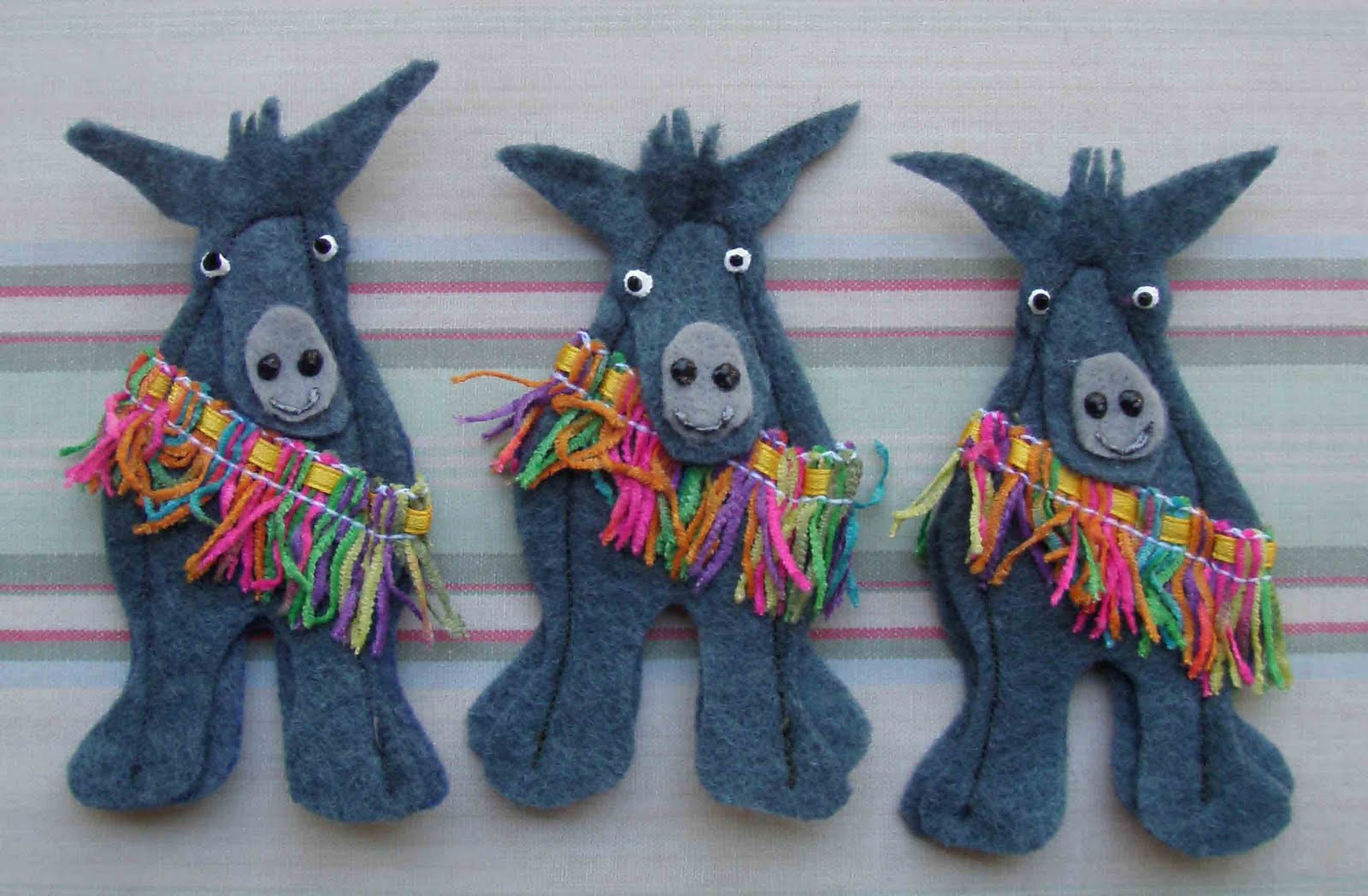 donkey finger puppet