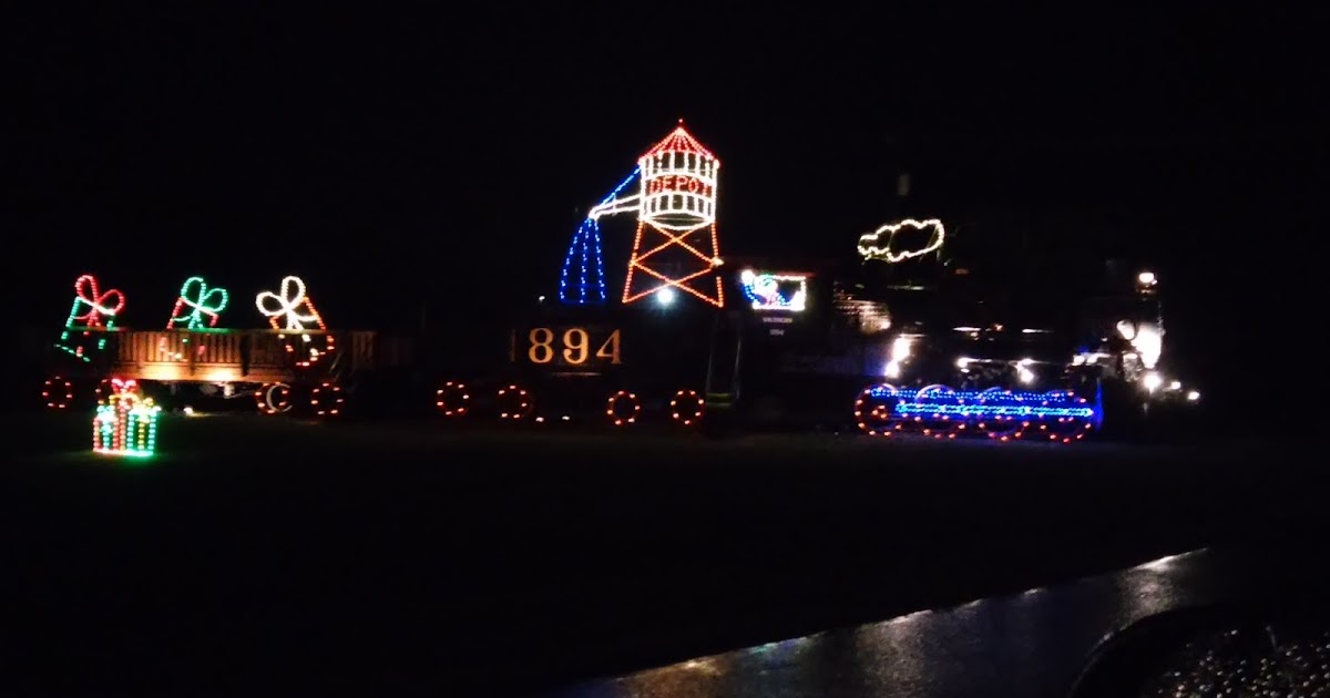 Jared Unzipped The Tanglewood Festival of Lights.