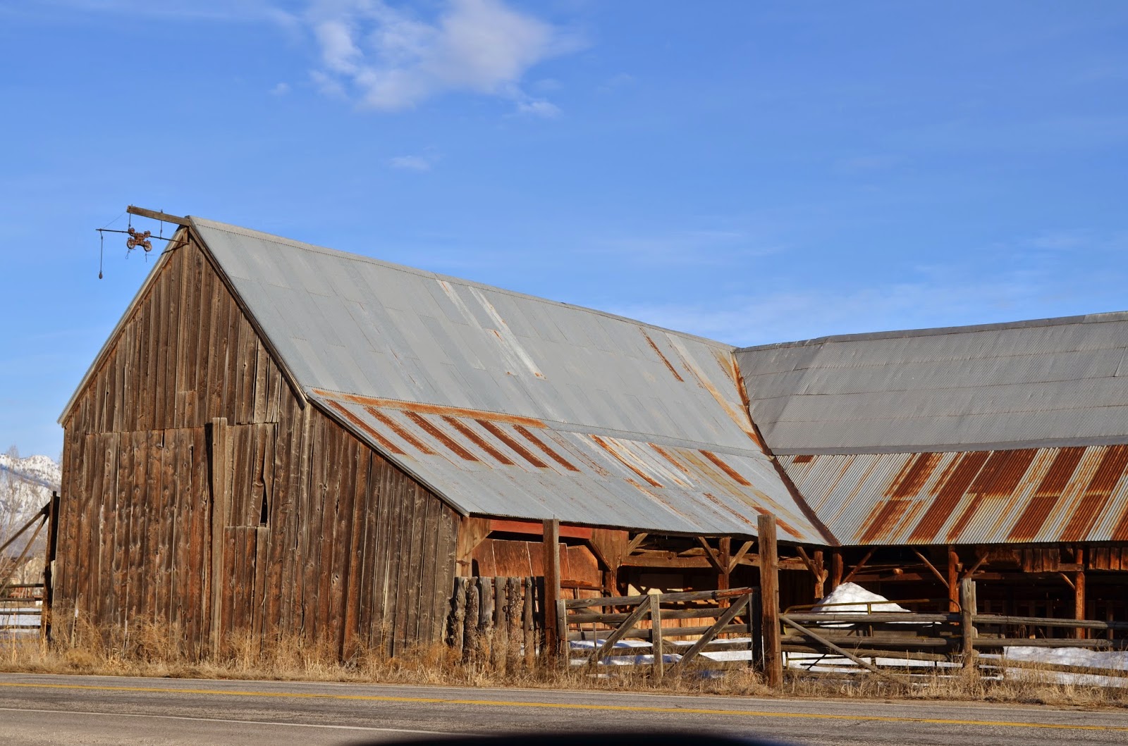 My Commute Journal Cool Old Barn