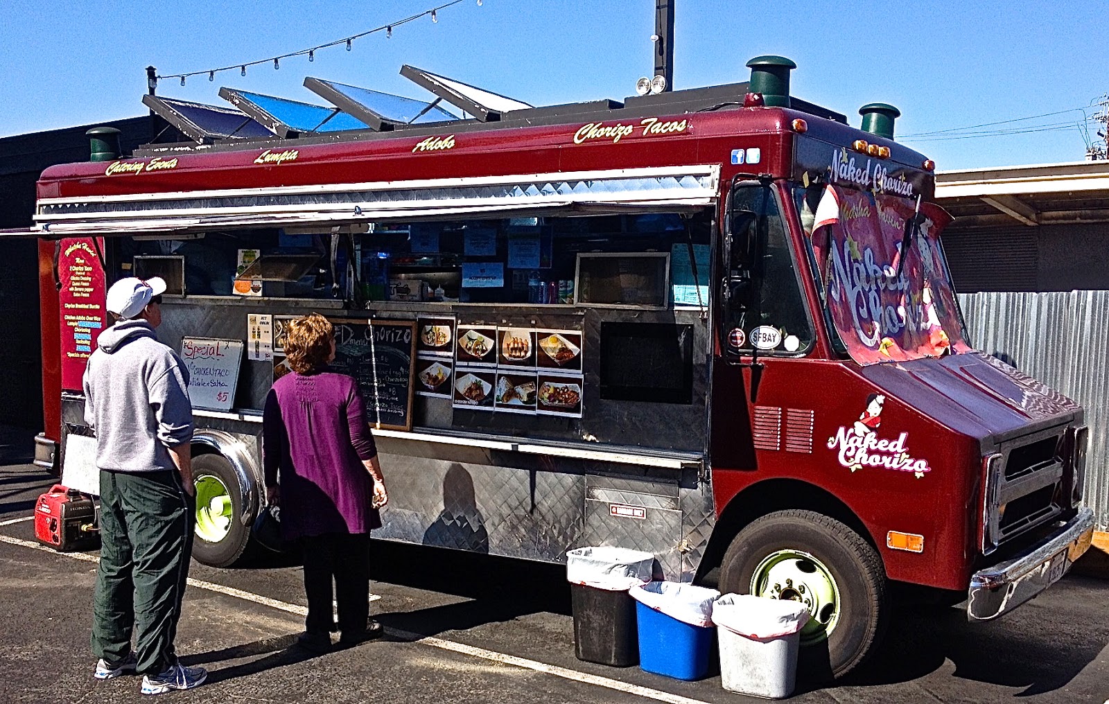 Places I've Eaten NAKED CHORIZO..SEMIHEALTHY FOOD TRUCK EATS