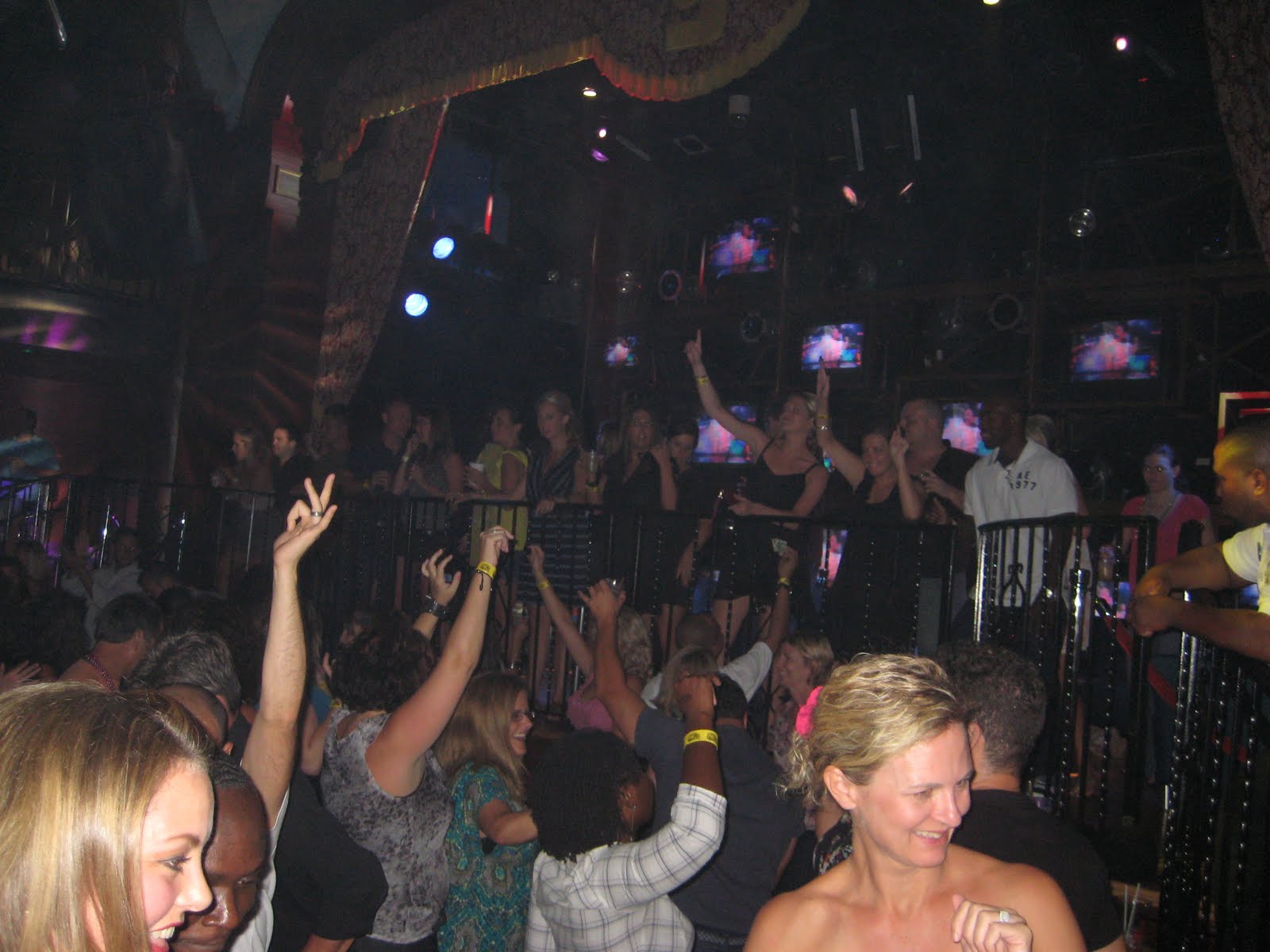 Save Pleasure Island Blog: Club Reports: The Groove, Club CityWalk