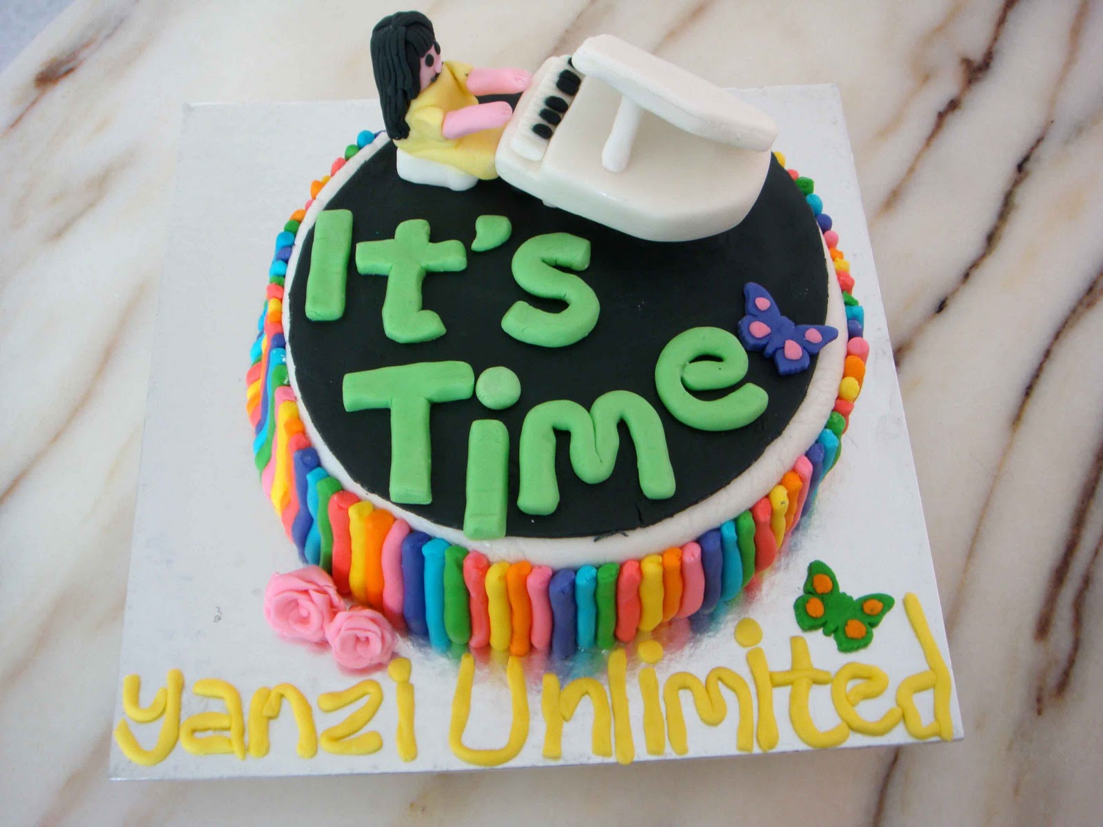 Baking Library Modelling with Edible Playdough My 1st Fondant Cake