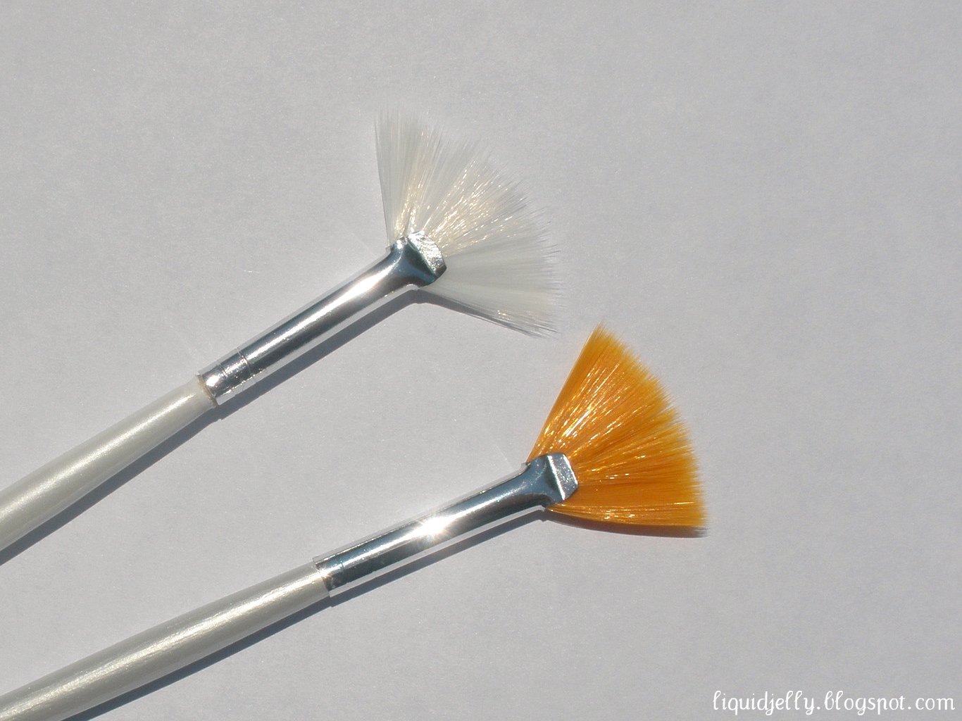 Liquid Jelly Born Pretty 15pc Nail Art Brush Set