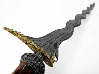 idegue-network.blogspot.com - 5 KERIS SAKTI YANG PALING LEGENDARIS DI INDONESIA