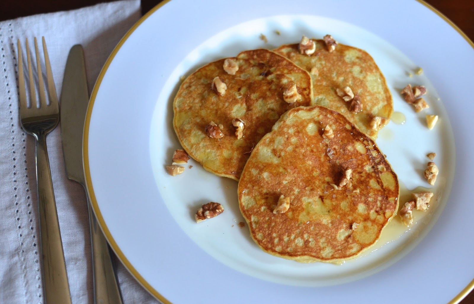 Playing with Flour 3ingredient banana pancakes