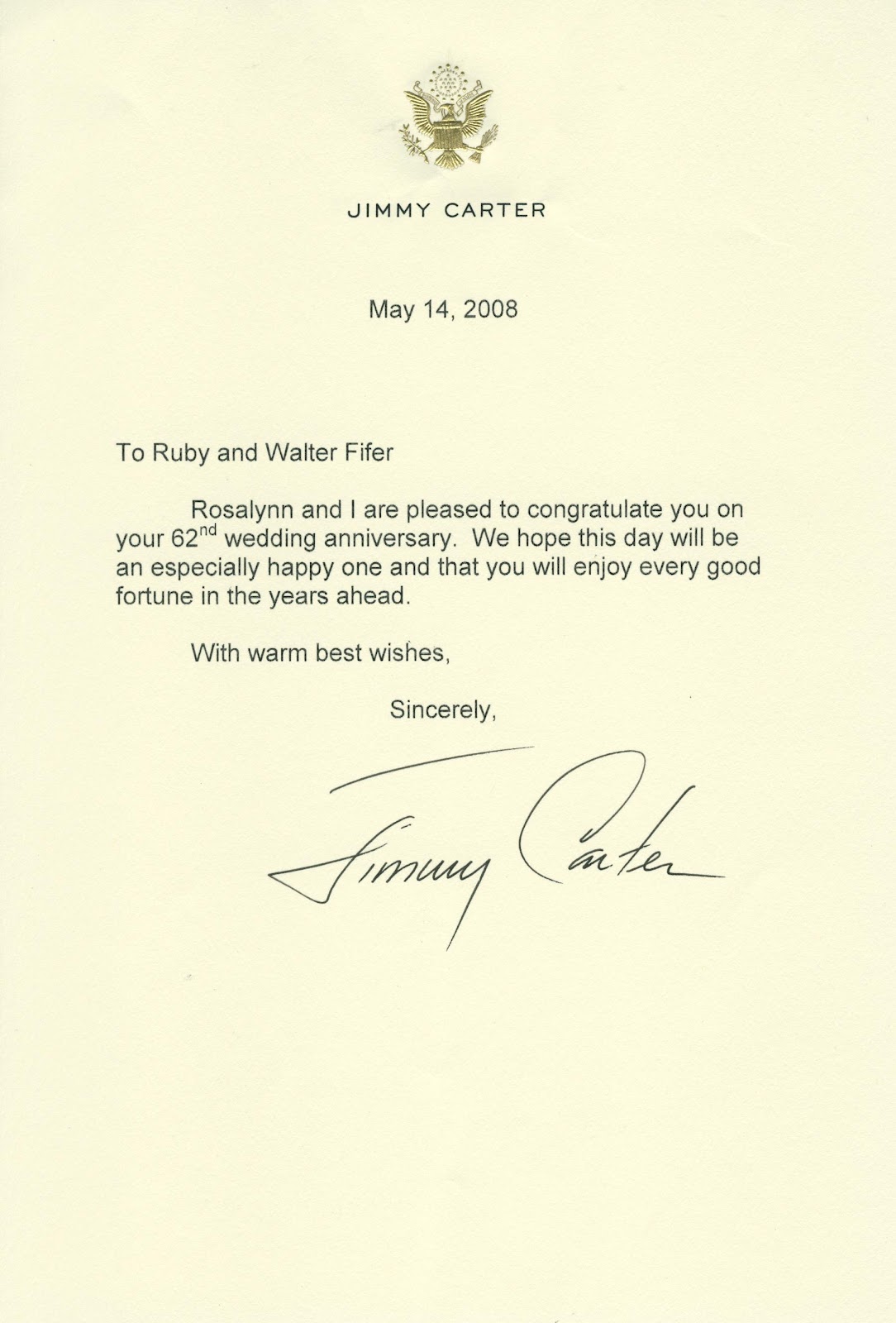 What does the carter center do picture