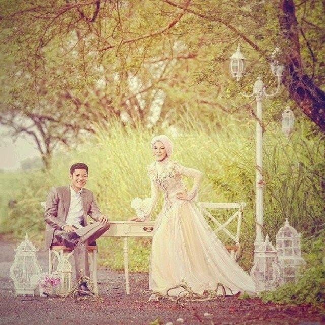 Dude Harlino Alyssa Soebandono S Pre Wedding One Thousand Loves