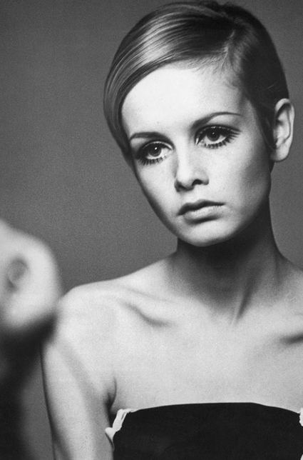 Modish Midwestern Mom Short Hair Icon Twiggy