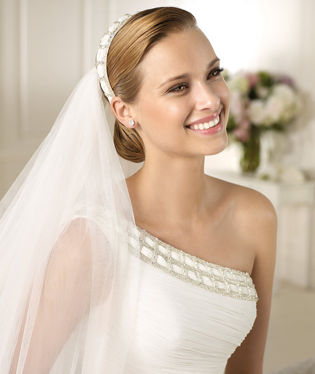 KüÇüK DüNYaMıN BüYüK YaNSıMaLaRı Pronovias 2013