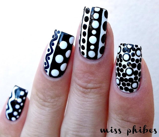 Polka dots nail art
