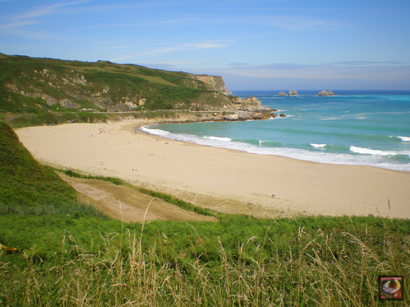 Foto de Playa de Usgo en Miengo, Cantabria