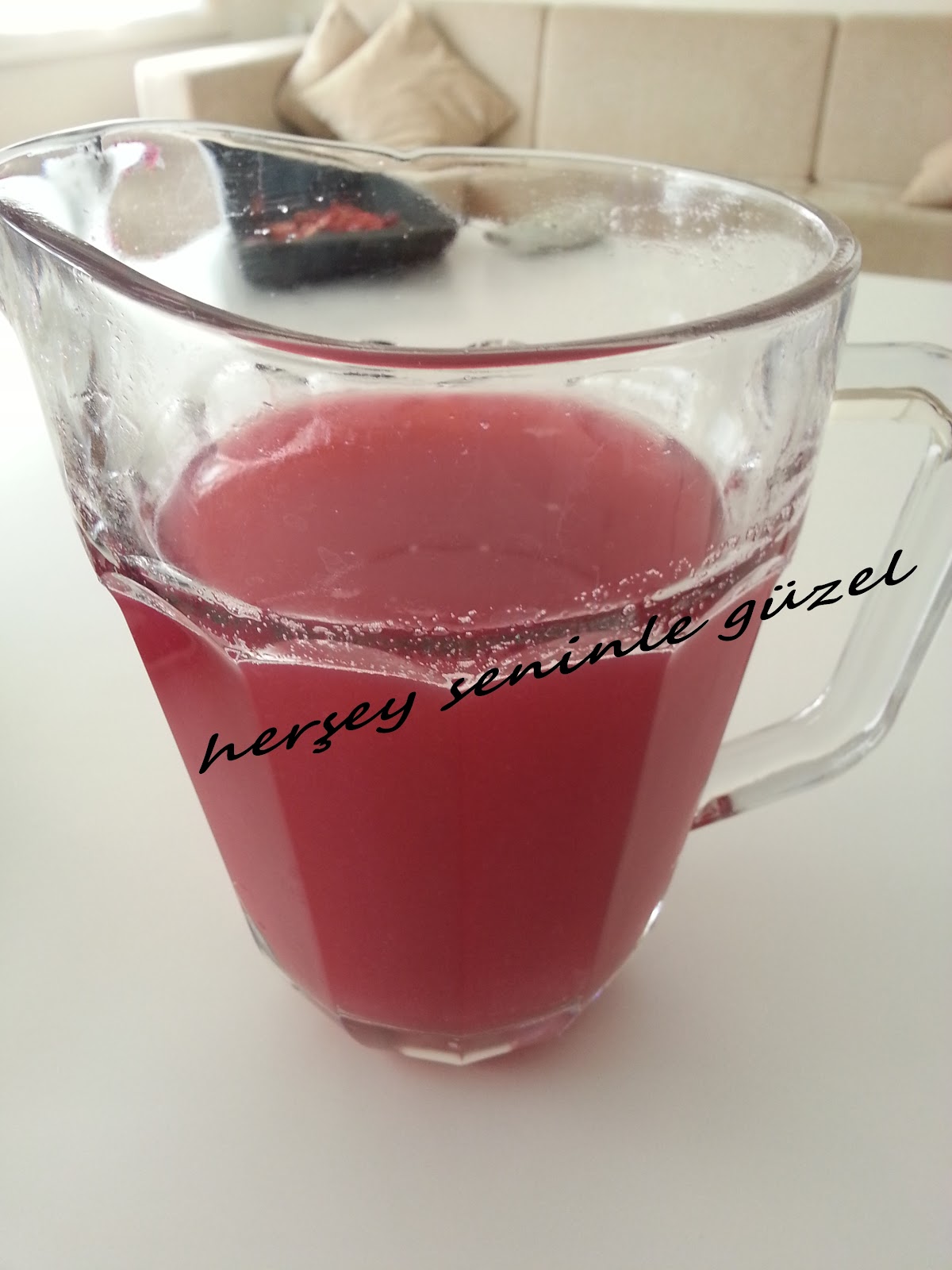 Üzüm suyu ve Anne sütü Üzüm suyu ve Anne sütü