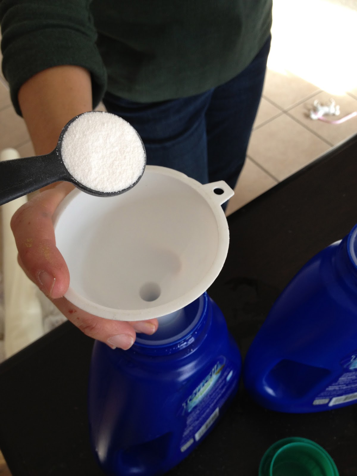 pouring.jpg 1,200×1,600 pixels Homemade laundry soap