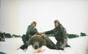 10'3" Kamchatka Brown Bear-Russia-2007