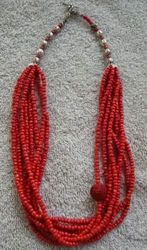 Beads with Cinnabar