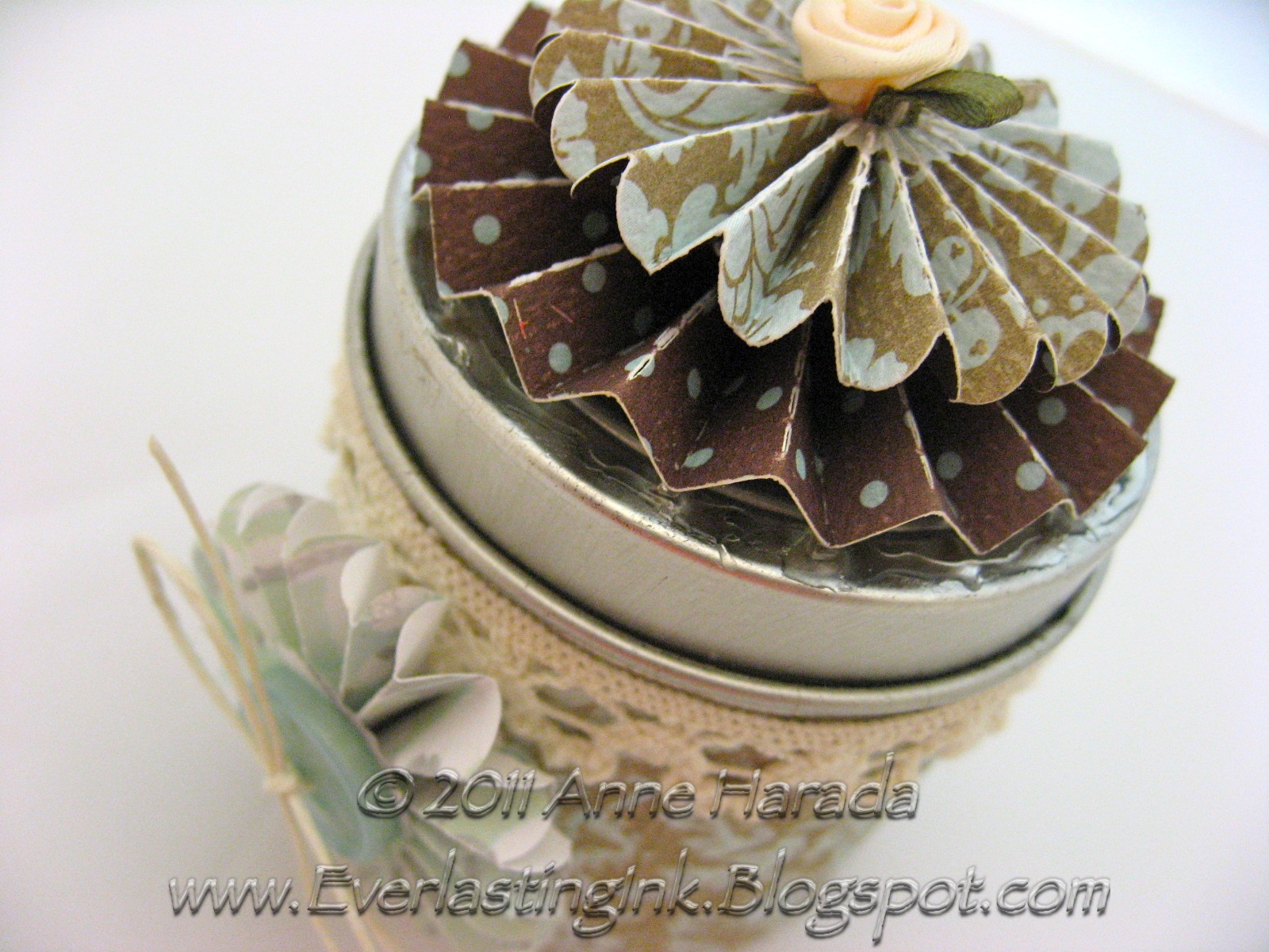 Everlasting Ink: Fan Fold Flowers -- Part Two!