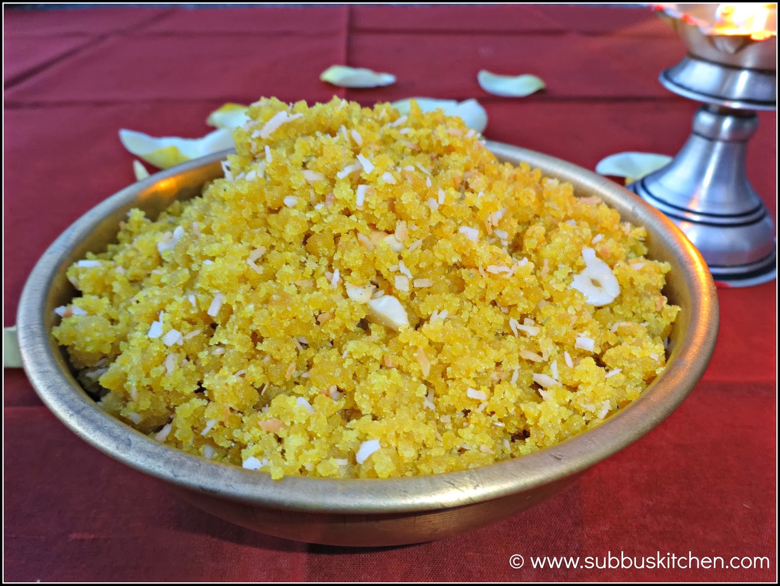 Sweet Rice Jaggery Puttu / Arisi Vella Puttu - Subbus Kitchen