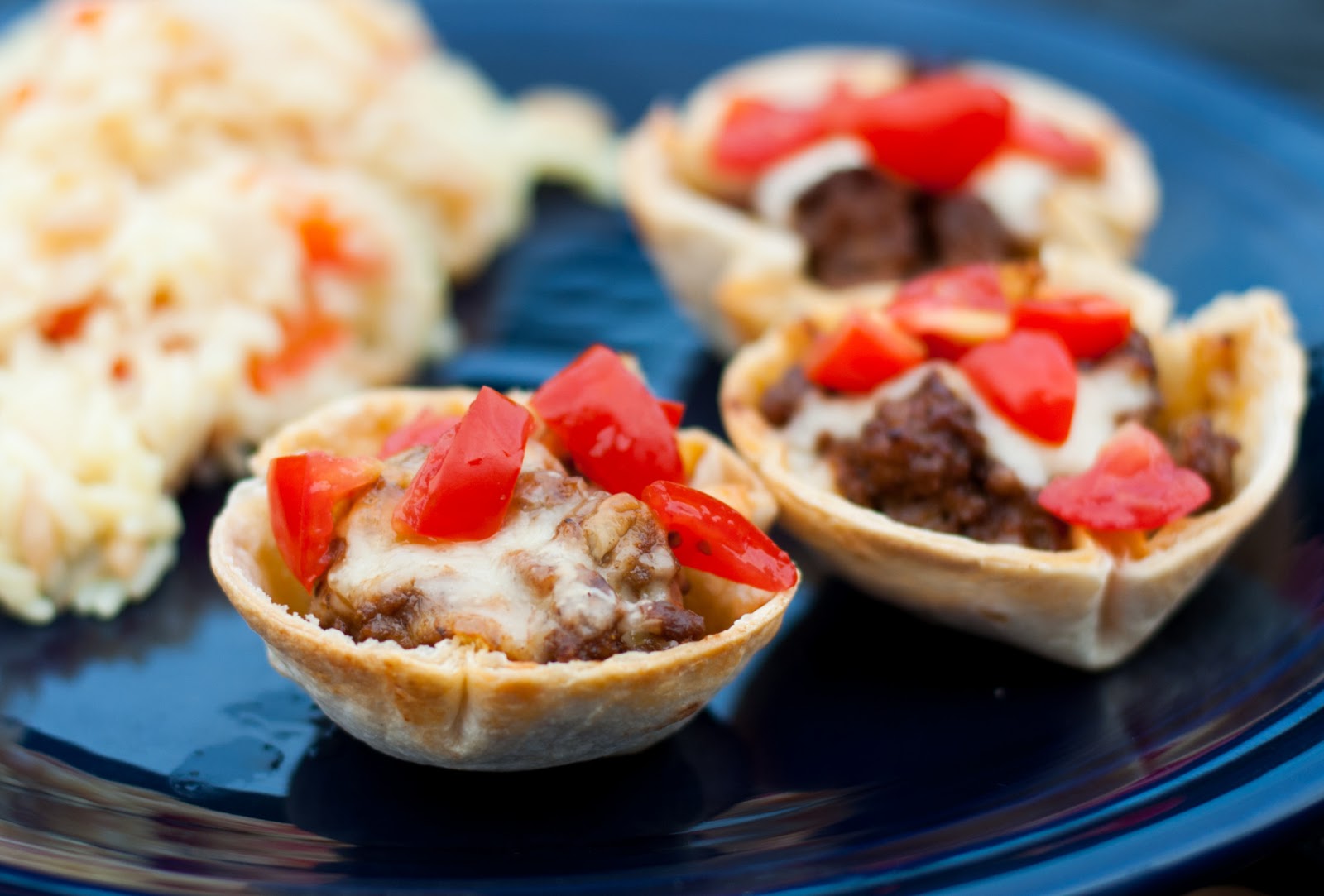 Ali à la mode Baked Taco Bites