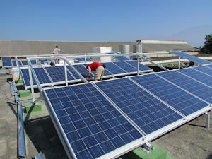 20121108太陽能板安裝
