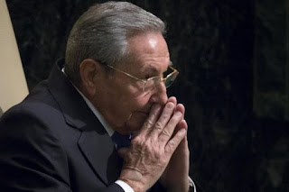 Raúl Castro recibe ovación del plenario de la Asamblea General de  la ONU durante el 70  período de sesiones. Foto: Reuters