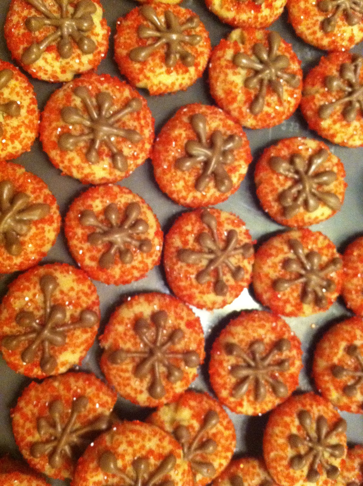 Cookie cookies decorating christmas icing sugar royal present lessons NatalieKMudd: Christmas Cookies Day One