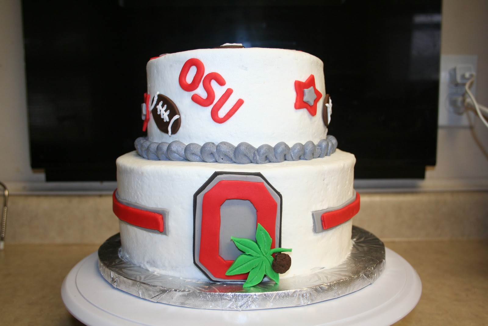 Michele Robinson Cakes: Ohio State University Birthday Cake