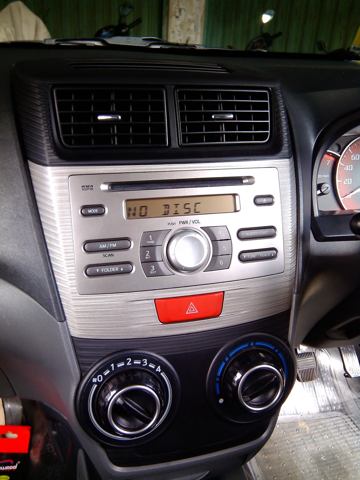 Foto Audio Mobil Avanza Kawan Modifikasi