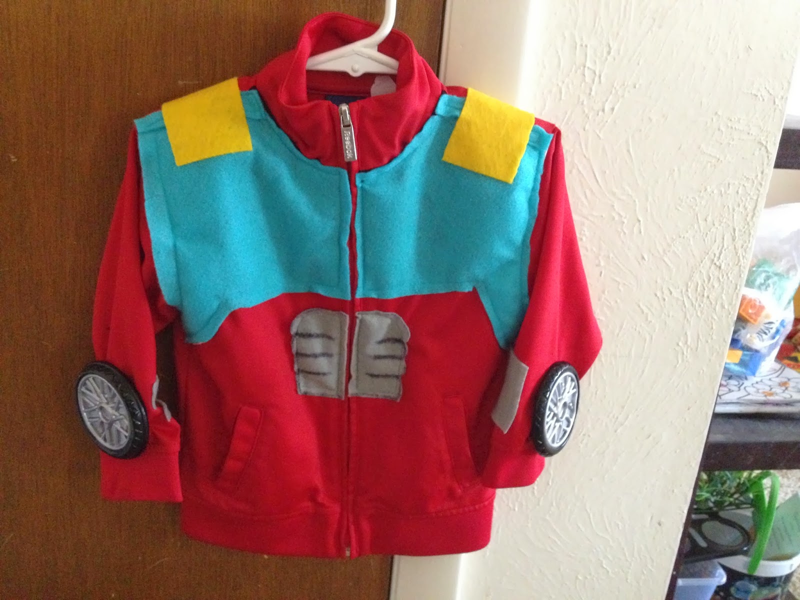 Between a dog and a hard place Evin's Heatwave Costume