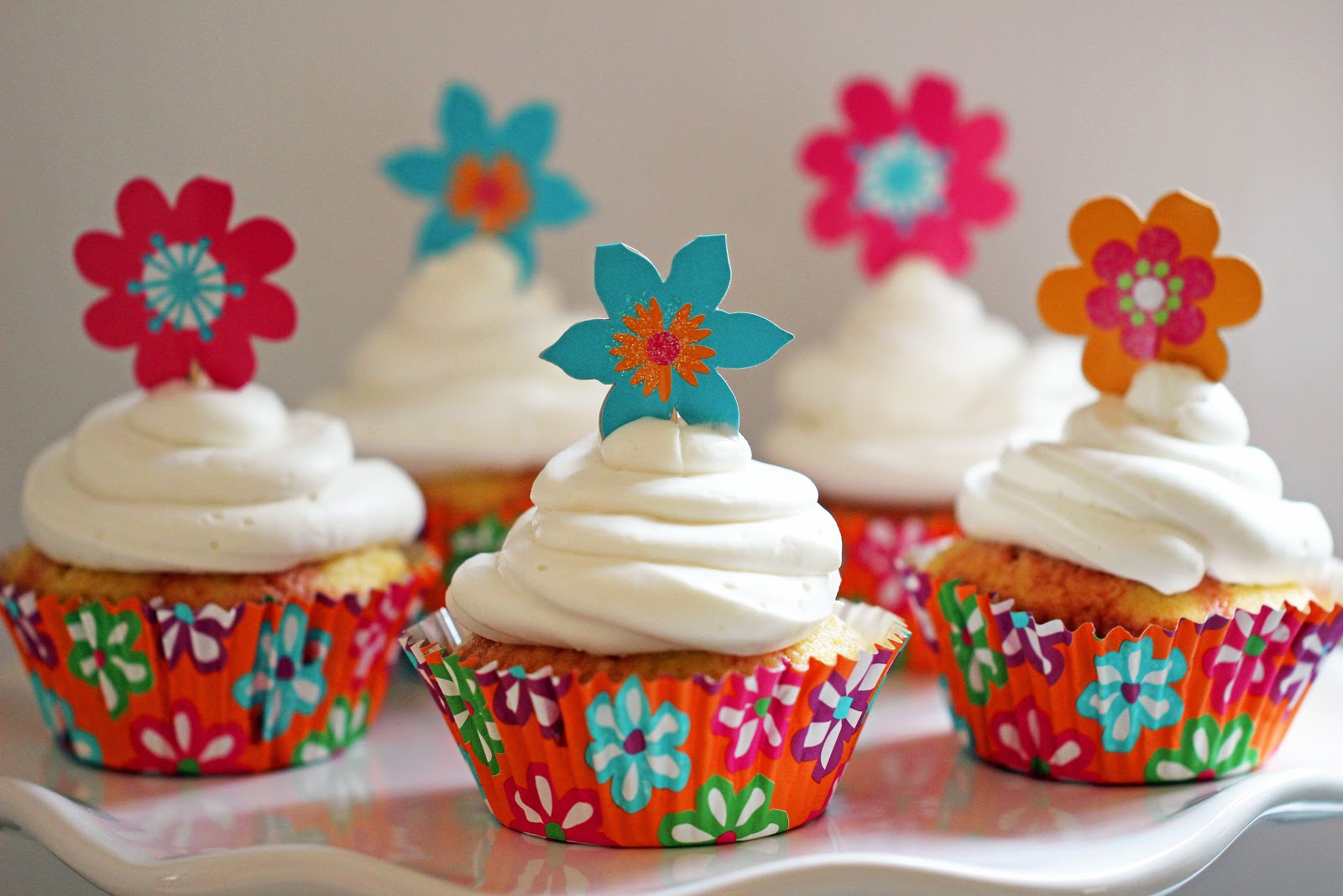 Life Is Sweets Cupcakin' It Old School JellO Poke Cupcakes!
