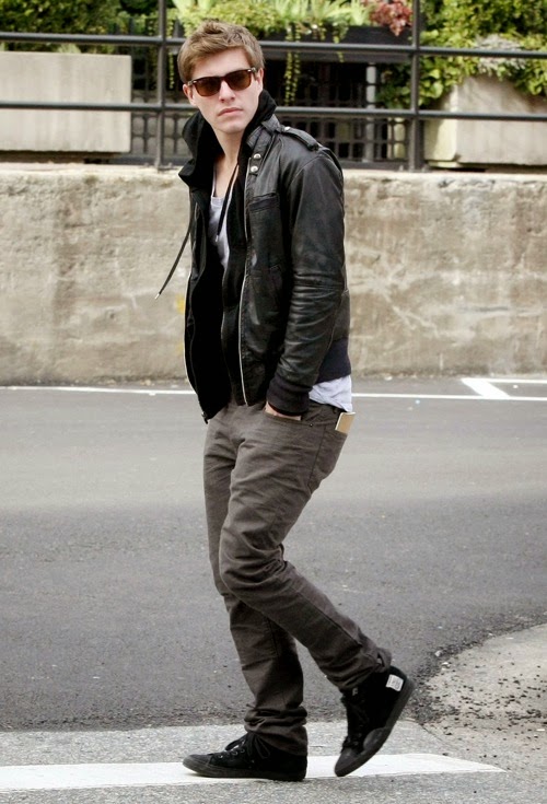 Celebrity Casual Style for Your Daily Look XAVIER SAMUEL